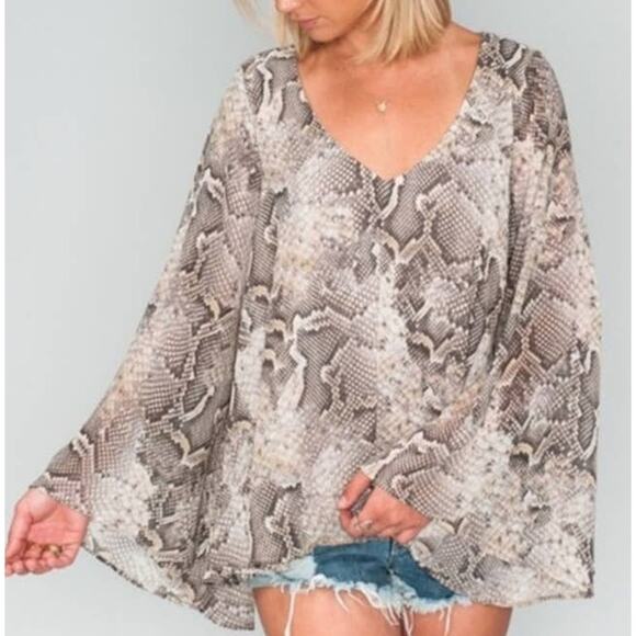 Show Me You Mumu beige snakeskin print long-sleeve blouse size XS - Picture 1 of 12